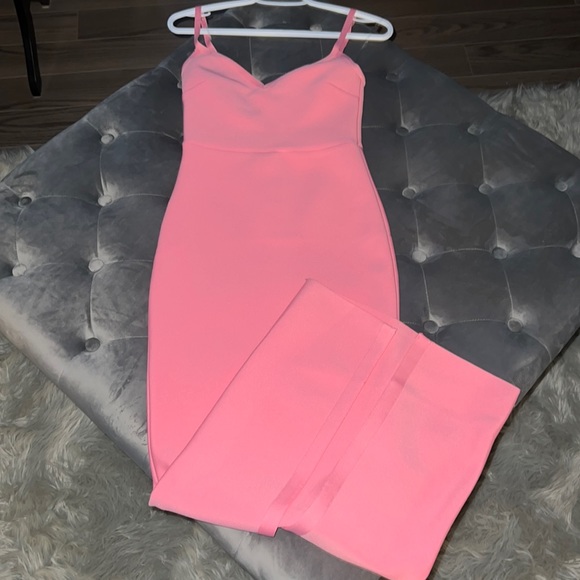 Dresses & Skirts - Maxi dress